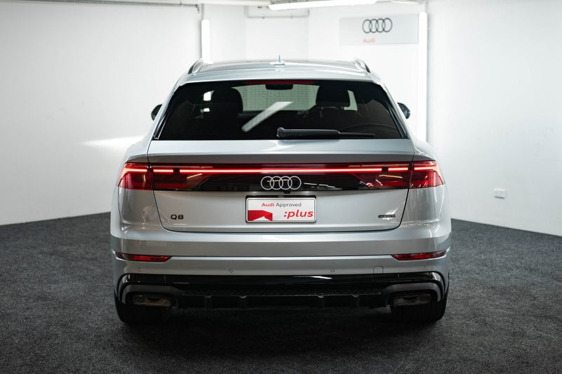 2025 Audi Q8 PHEV/4WD/8AT image 5