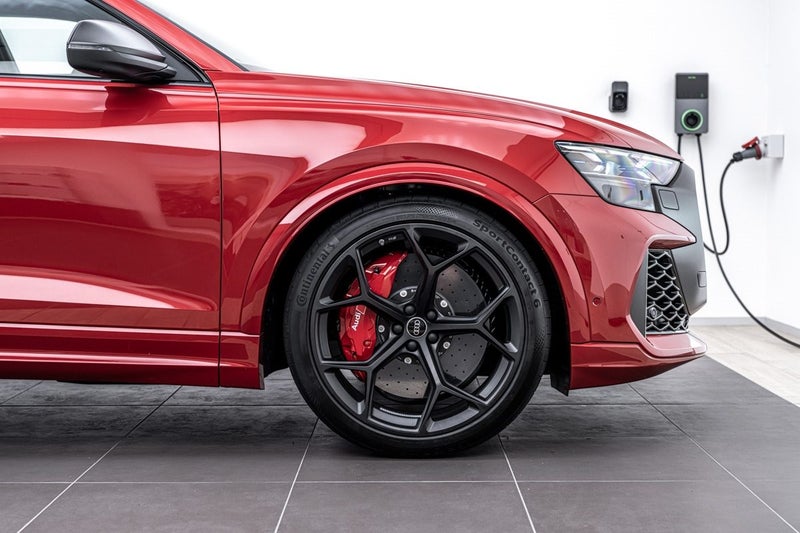2025 Audi RS Q8 SUV (471kW) image 3