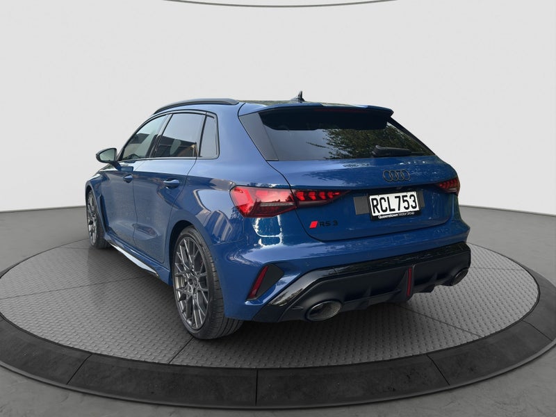 2025 Audi RS3 image 5