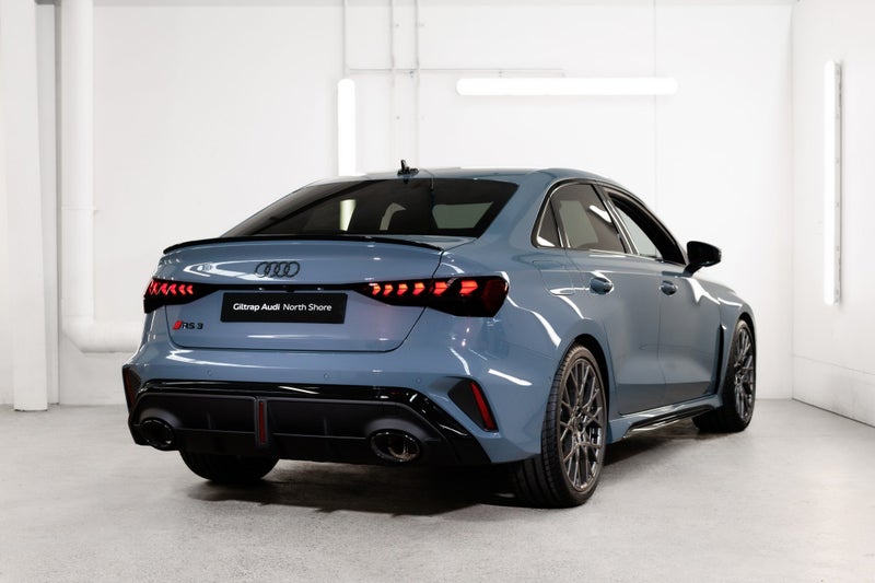 2025 Audi RS3 RS 3 Sedan TFSI 294 kW image 2