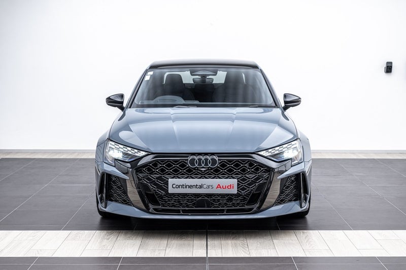 2025 Audi RS3 SEDAN TFSI 294 KW image 5