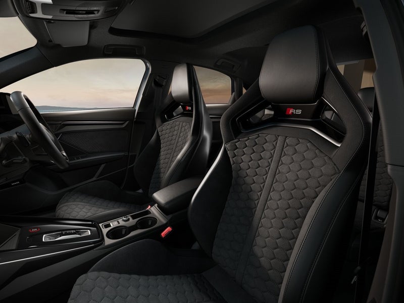 2025 Audi RS3 Sedan TFSI 294kW quattro image 3