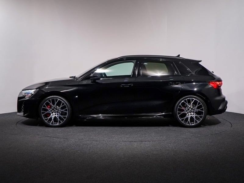 2025 Audi RS3 Sportback 294kW quattro image 3