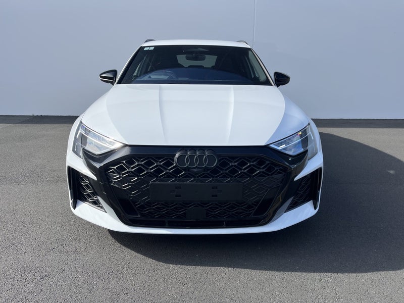 2025 Audi RS3 Sportback TFSI image 2