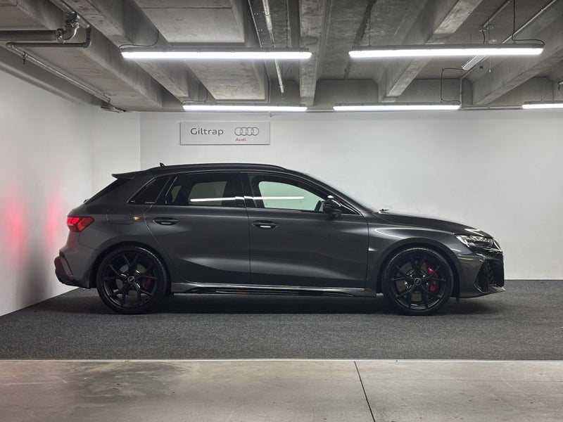 2025 Audi RS3 Sportback TFSI image 3