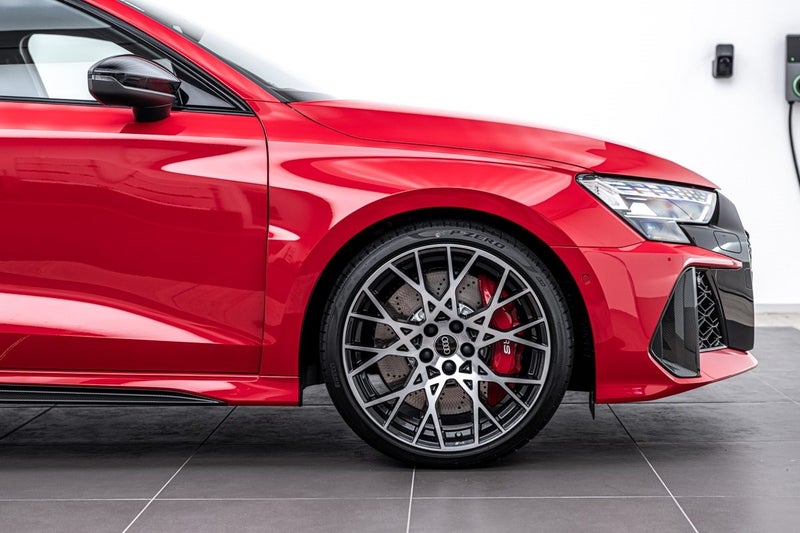 2025 Audi RS3 SPORTBACK TFSI image 3