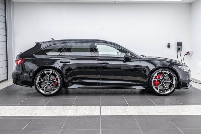 2025 Audi RS6 AVANT PEFORMANCE image 2
