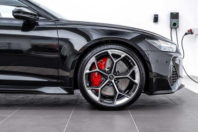 2025 Audi RS6 AVANT PEFORMANCE image 3