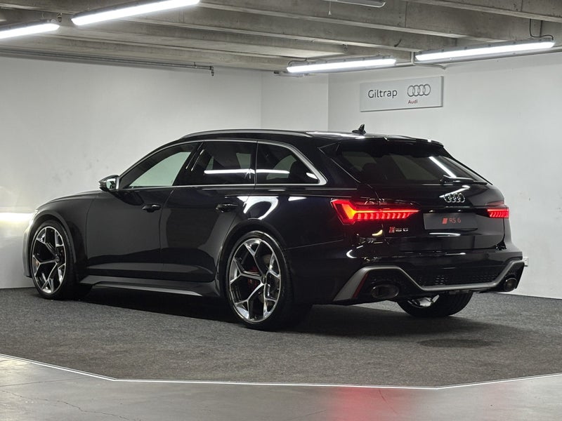 2025 Audi RS6 Avant Performance image 4
