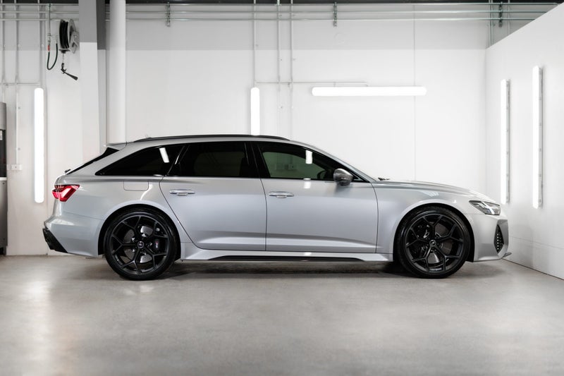 2025 Audi RS6 Avant Performance image 4