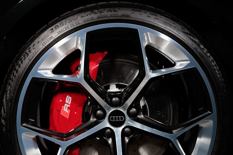 2025 Audi RS6 Avant Performance image 5