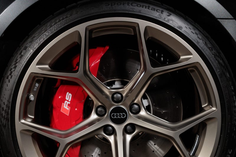 2025 Audi RS6 Avant Performance image 5