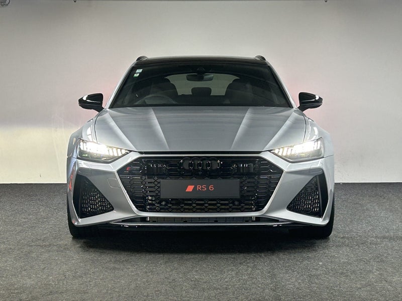 2025 Audi RS6 Avant Performance image 2