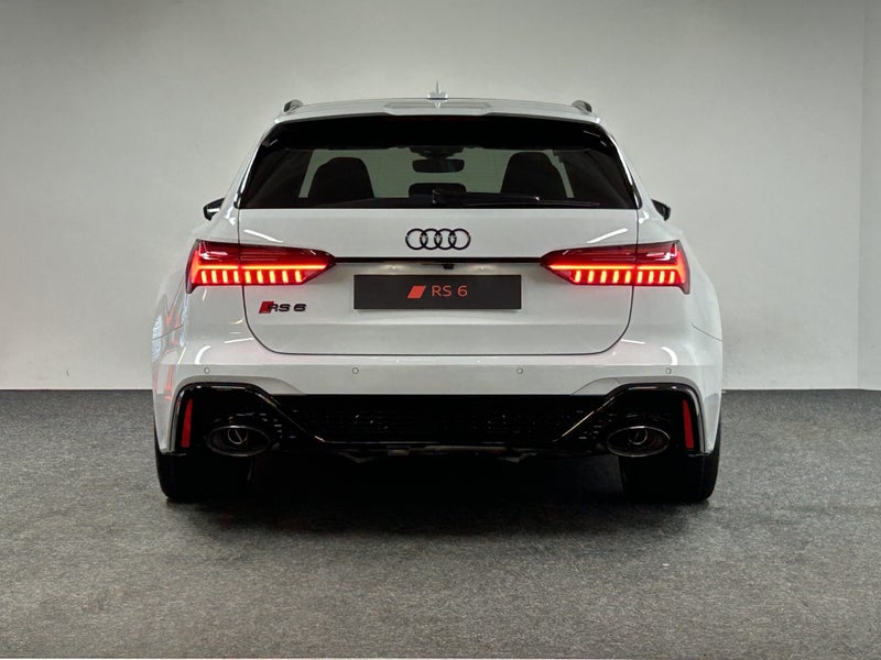 2025 Audi RS6 Avant Performance image 5