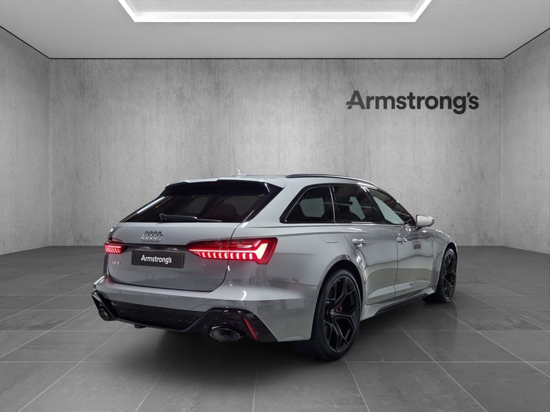2025 Audi RS6 Avant Performance image 3