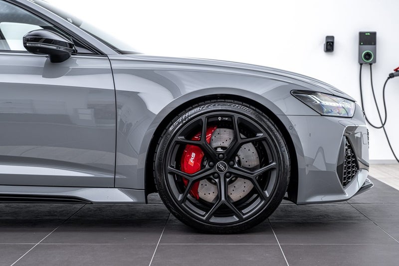 2025 Audi RS6 AVANT PERFORMANCE TFSI image 3