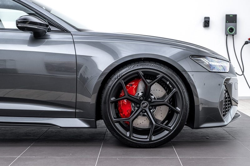 2025 Audi RS6 AVANT PERFORMANCE TFSI image 3