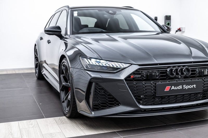 2025 Audi RS6 AVANT PERFORMANCE TFSI image 5