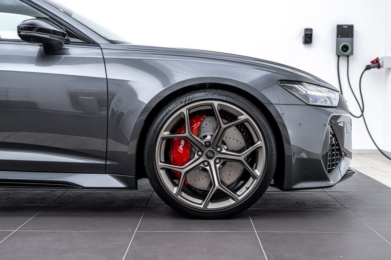 2025 Audi RS6 RS 6 AVANT PERFORMANCE TFSI image 3