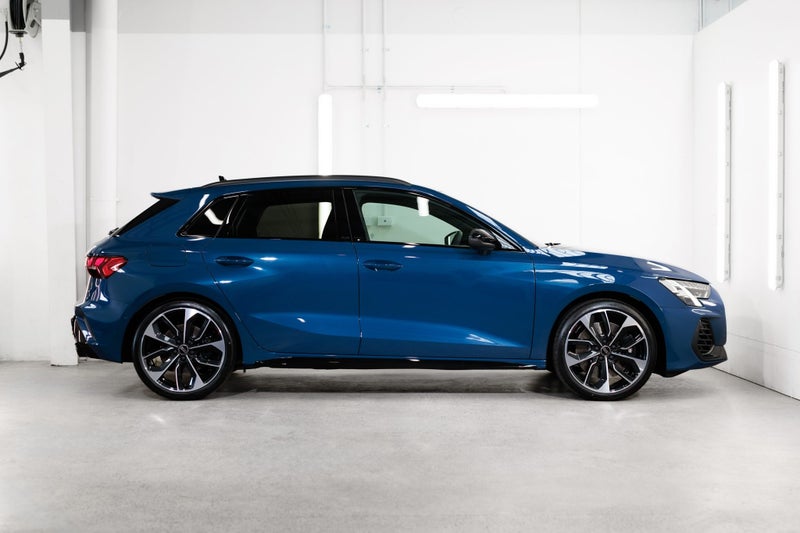 2025 Audi S3 Sportback TFSI 245 kW image 4