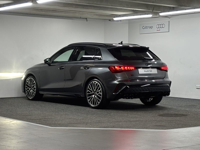 2025 Audi S3 Sportback TFSI 245 kW image 4