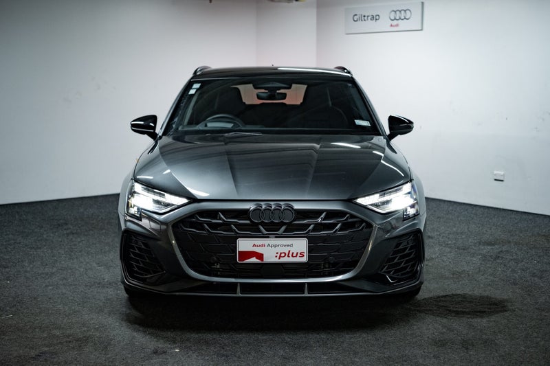 2025 Audi S3 Sportback TFSI 245 kW image 2