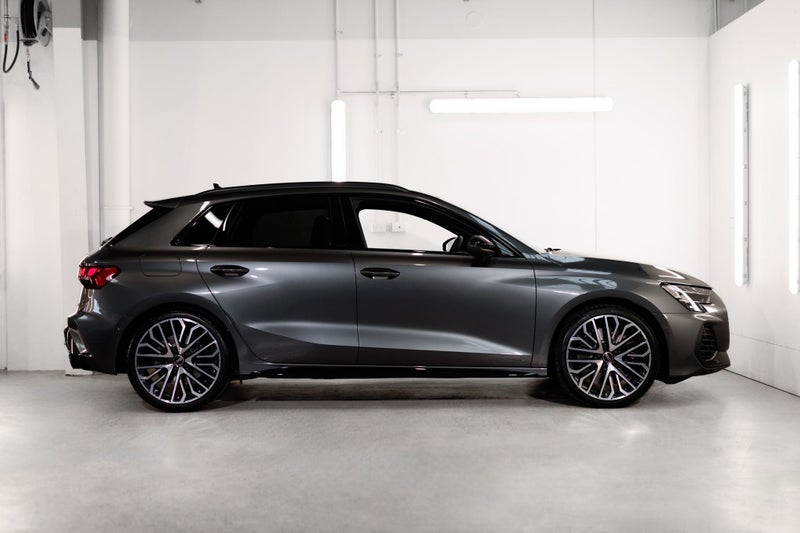 2025 Audi S3 Sportback TFSI 245 kW image 4