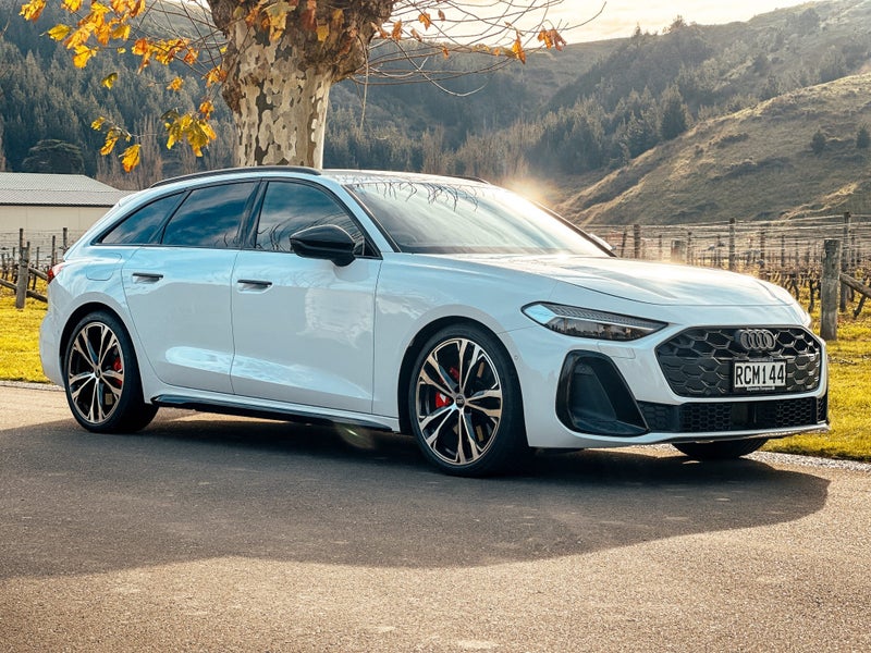 2025 Audi S5 Avant TFSI 3.0P MHT image 3