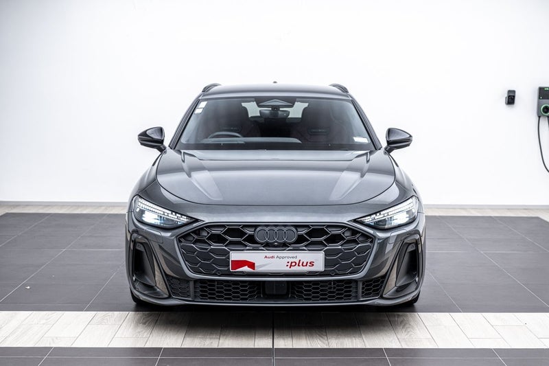 2025 Audi S5 AVANT TFSI image 5