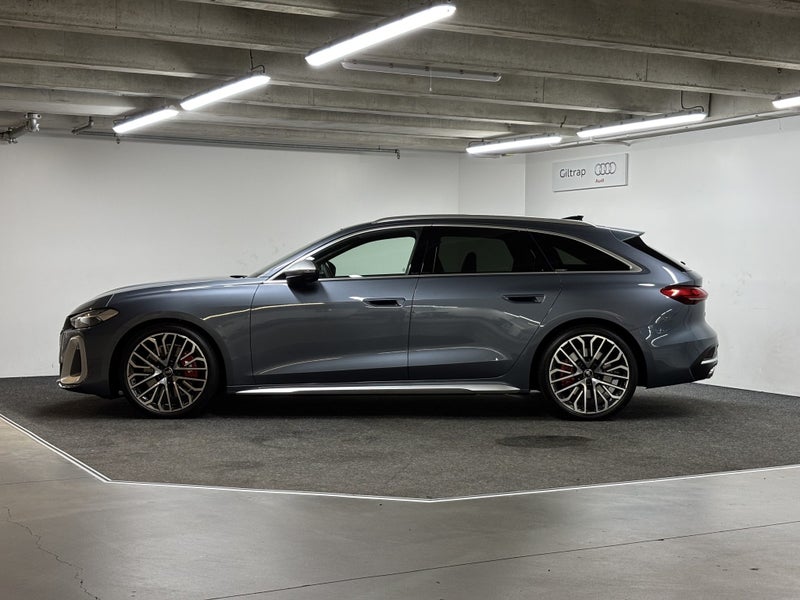 2025 Audi S5 Avant TFSI image 3