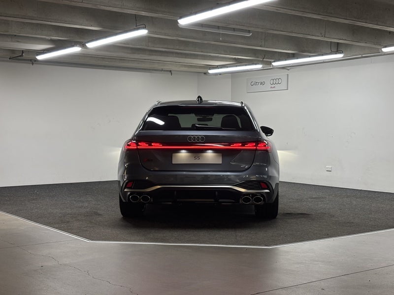 2025 Audi S5 Avant TFSI image 4