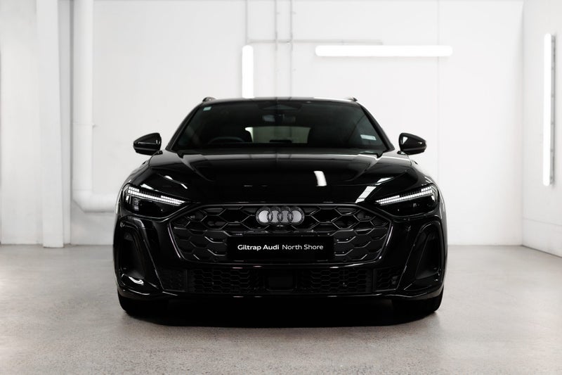 2025 Audi S5 Avant TFSI image 3