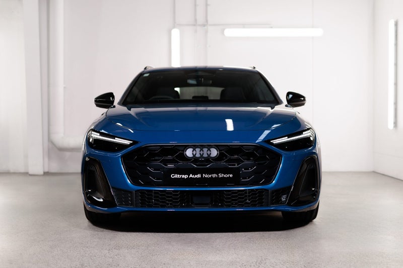 2025 Audi S5 Avant TFSI image 3