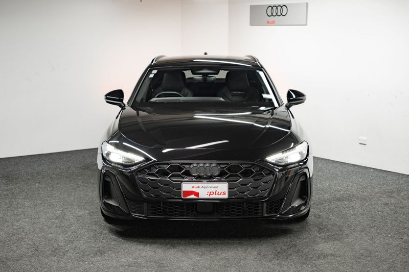 2025 Audi S5 Avant TFSI image 2