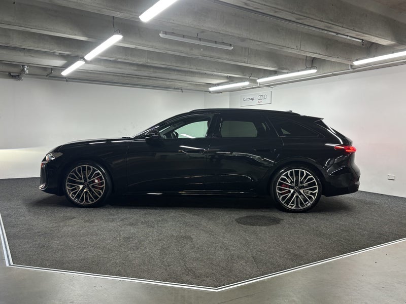 2025 Audi S5 Avant TFSI image 3