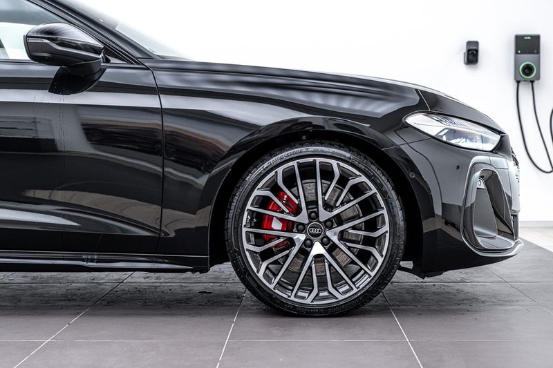 2025 Audi S5 AVANT TFSI image 3
