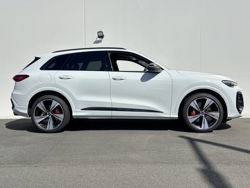 2025 Audi SQ5 270kW 3L V6 Turbo AWD MHEV+ image 2