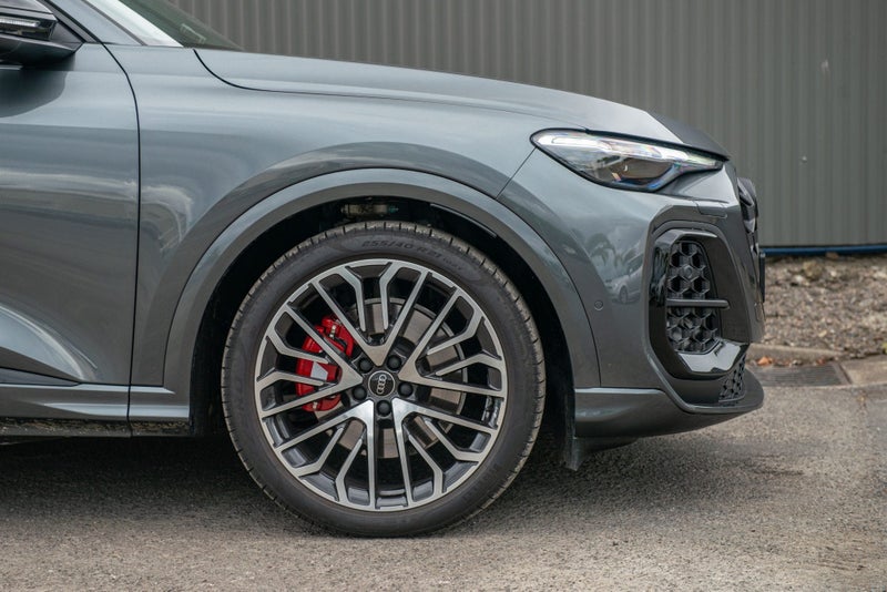 2025 Audi SQ5 3.0TFSI 270kW MHEV+ Sportback qua... image 3