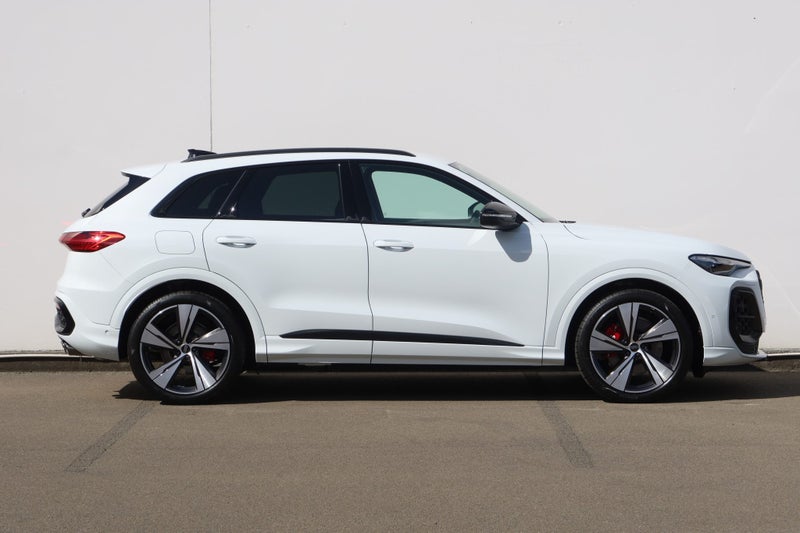 2025 Audi SQ5 3.0TFSI image 2