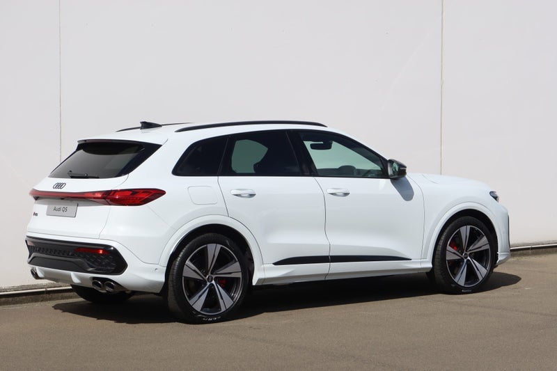 2025 Audi SQ5 3.0TFSI image 3