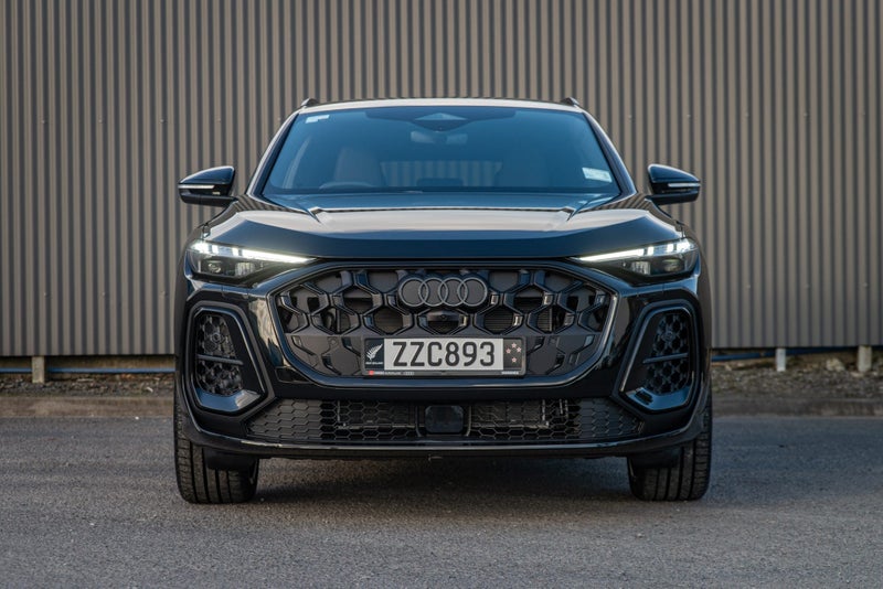 2025 Audi SQ5 Sportback 3.0TFSI 270kW quattro image 2