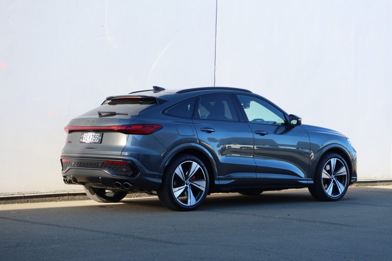 2025 Audi SQ5 Sportback 3.0TFSI image 3