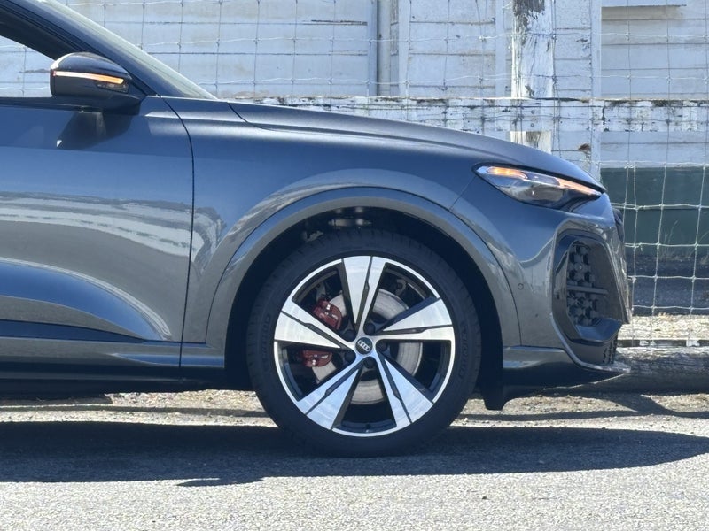 2025 Audi SQ5 Sportback TFSI image 3