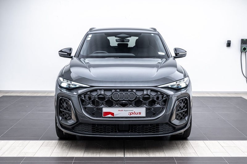 2025 Audi SQ5 SUV TFSI image 5