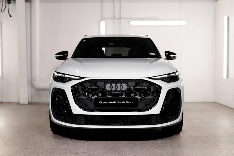 2025 Audi SQ5 SUV TFSI image 3