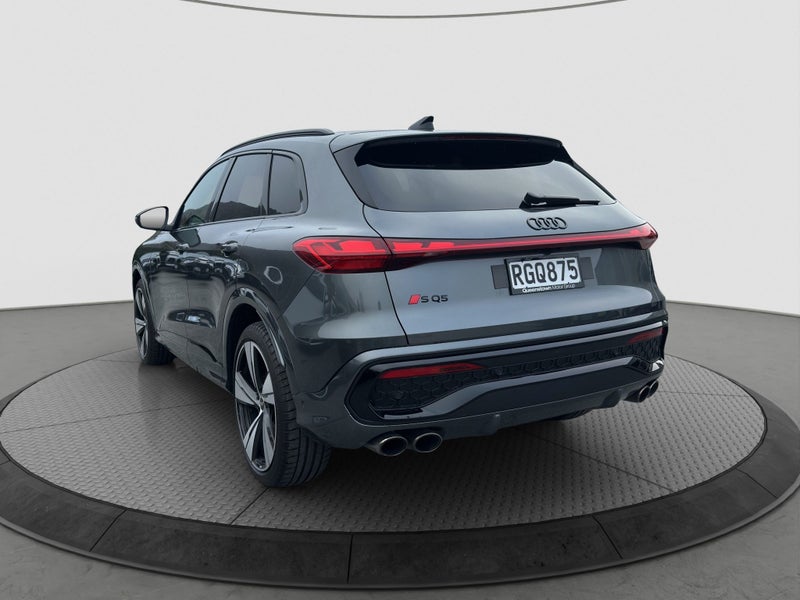 2025 Audi SQ5 SUV TFSI image 5