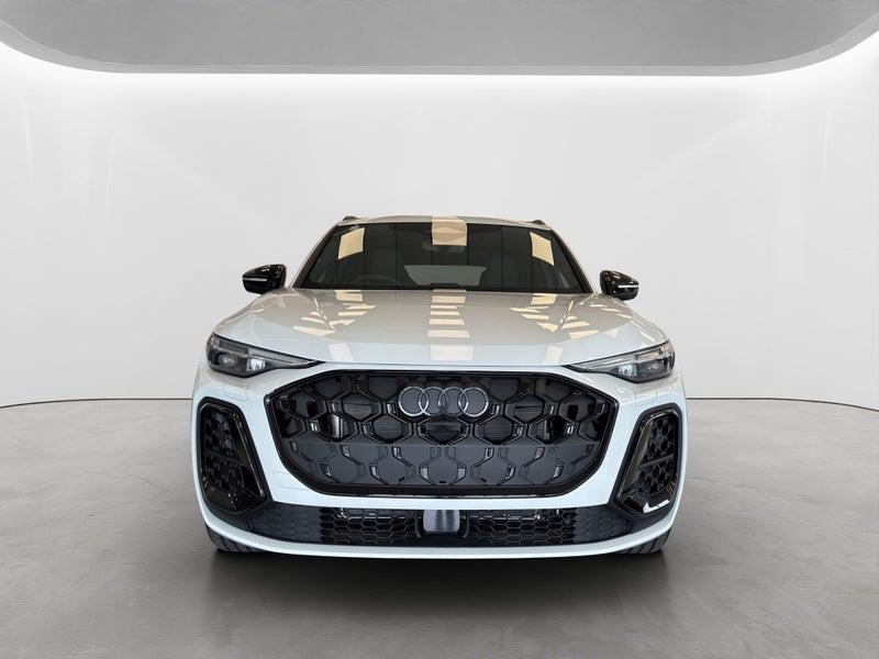 2025 Audi SQ5 SUV TFSI image 2