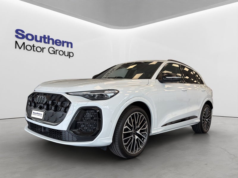 2025 Audi SQ5 SUV TFSI image 3