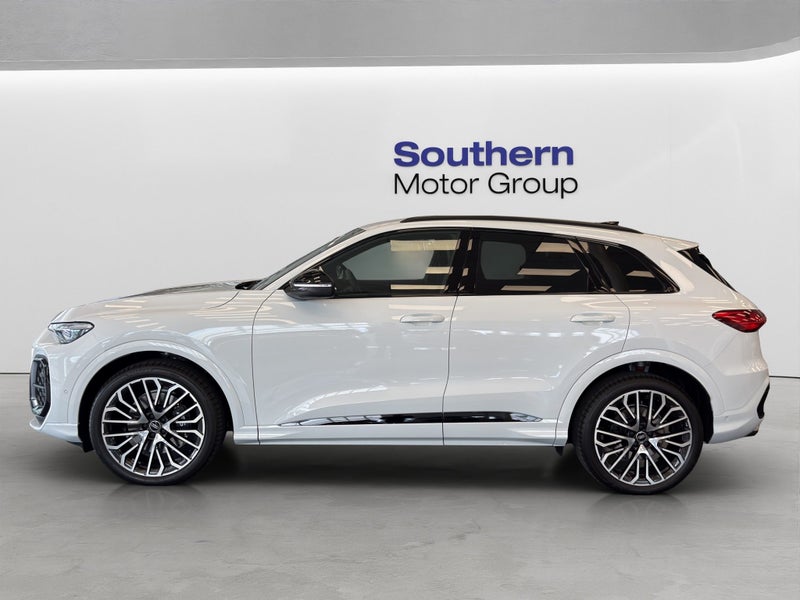 2025 Audi SQ5 SUV TFSI image 4