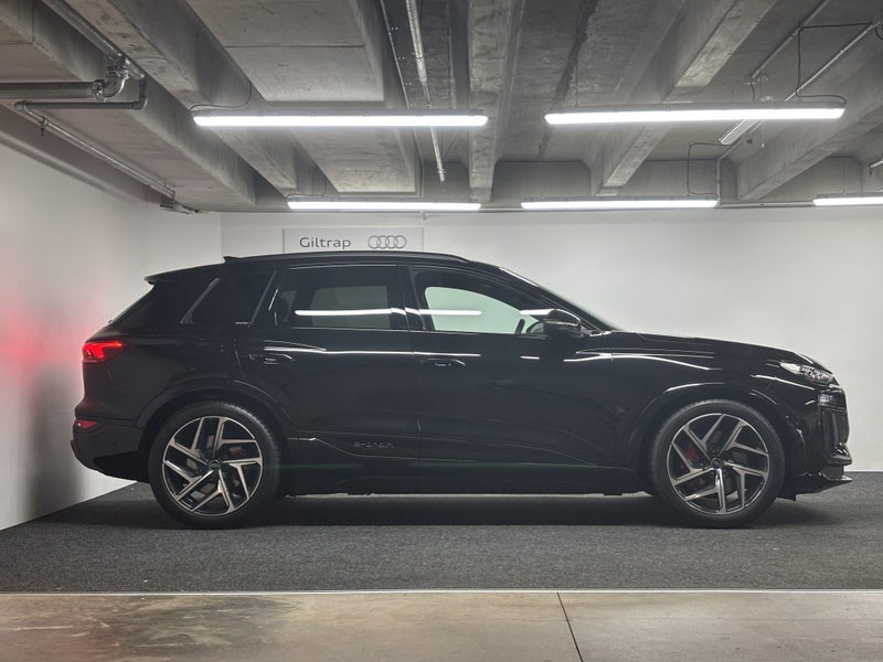 2025 Audi SQ6 e-tron 360 kW image 3